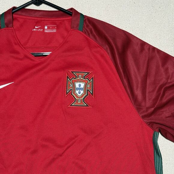 Portugal Nike Jersey Mens Size Large Red 2018 Home Soccer Football - Picture 3 of 11